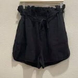 Splendid black shorts. Size small.
